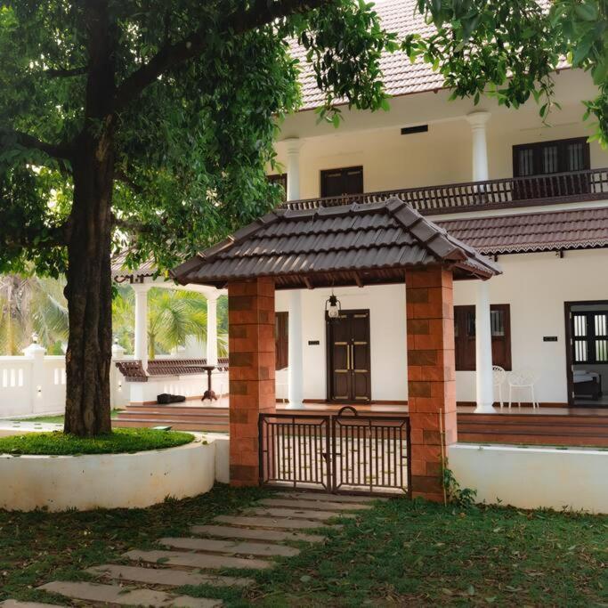 Tamarind Heritage Holiday Home Angamali Εξωτερικό φωτογραφία