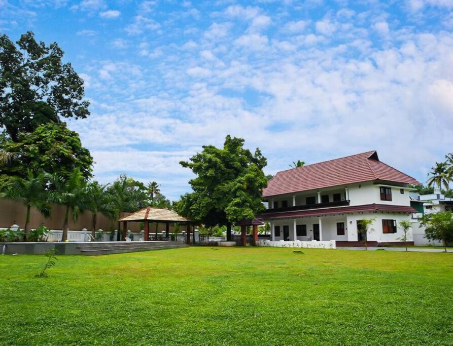 Tamarind Heritage Holiday Home Angamali Εξωτερικό φωτογραφία