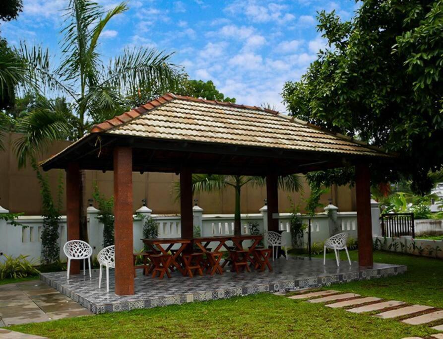 Tamarind Heritage Holiday Home Angamali Εξωτερικό φωτογραφία